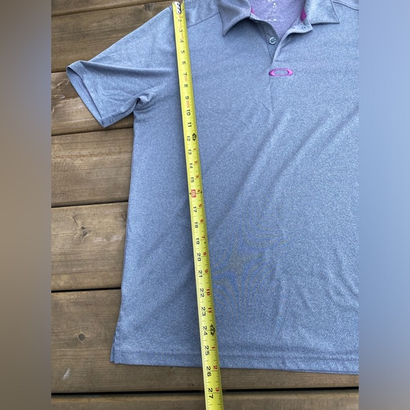 Oakley Golf Polo Shirt Mens S Gray Purple Center Logo Sport - Picture 2 of 9